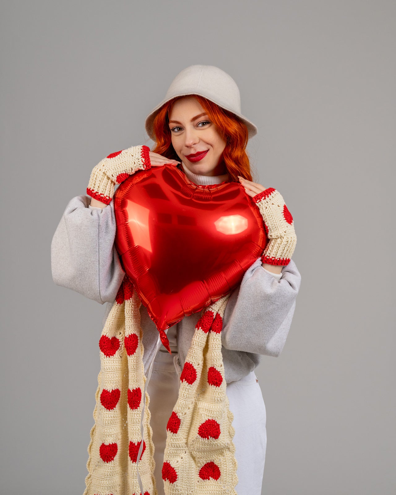 Lovely Atkı