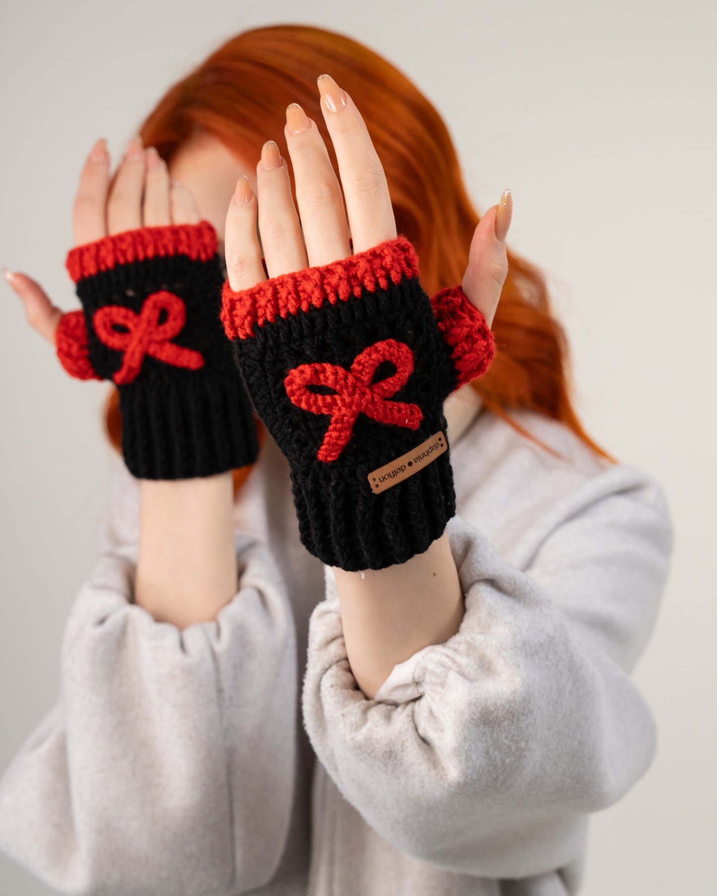 Red Ribbon Tasarım Eldiven