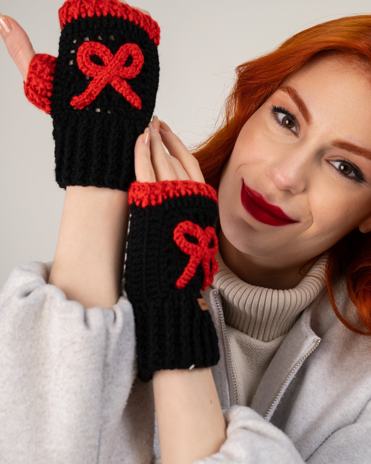 Red Ribbon Tasarım Eldiven